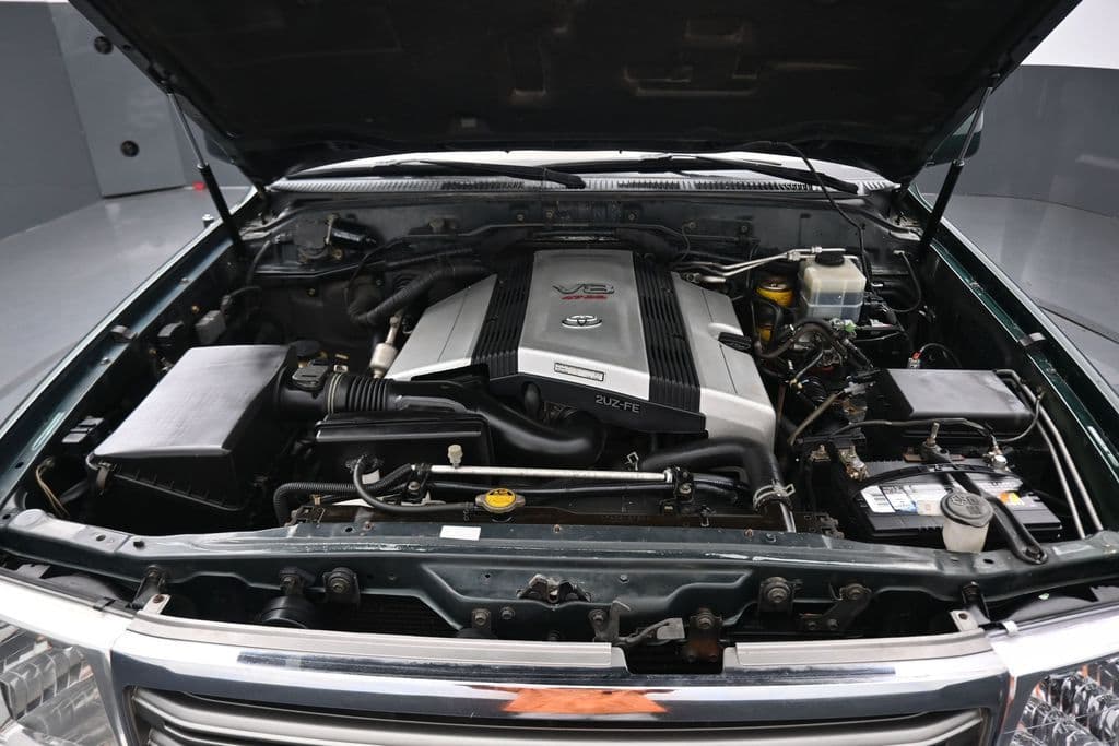 2004 Toyota Land Cruiser Base, photo 46 of 57