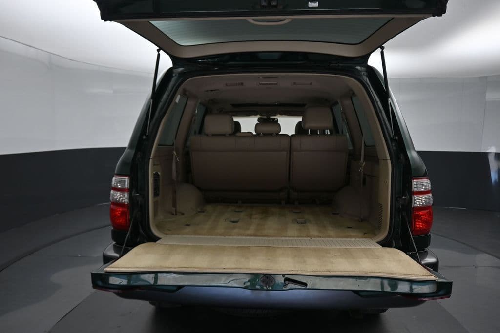 2004 Toyota Land Cruiser Base, photo 44 of 57
