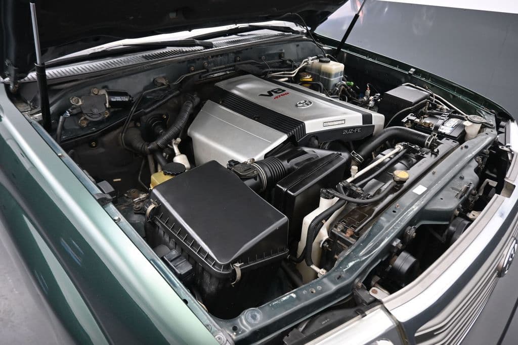 2004 Toyota Land Cruiser Base, photo 45 of 57