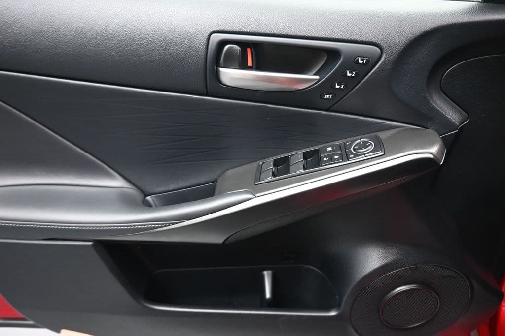 2023 Lexus IS 350 F SPORT, photo 10 of 58