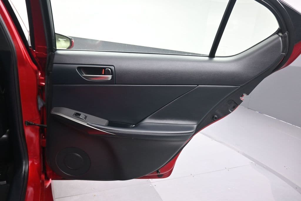 2023 Lexus IS 350 F SPORT, photo 34 of 58
