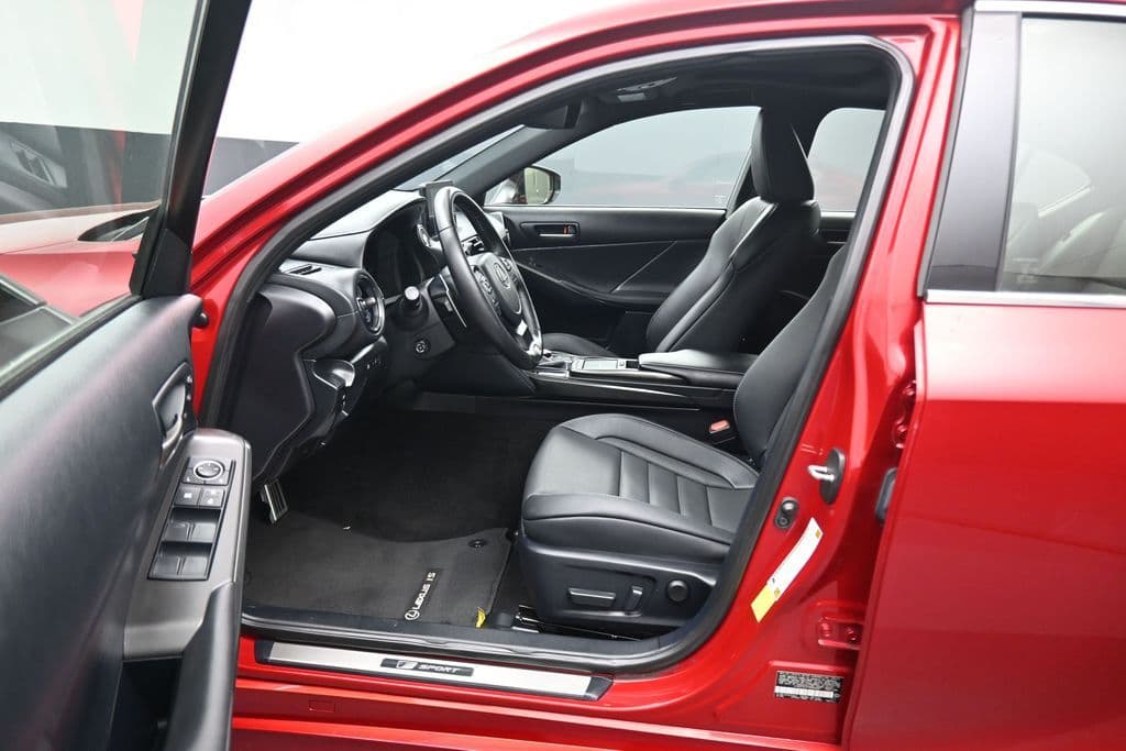2023 Lexus IS 350 F SPORT, photo 11 of 58