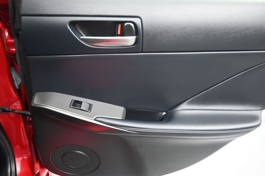 2023 Lexus IS 350 F SPORT, photo 35 of 58