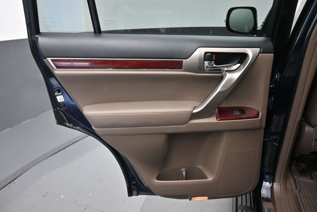 2019 Lexus GX 460, photo 31 of 65