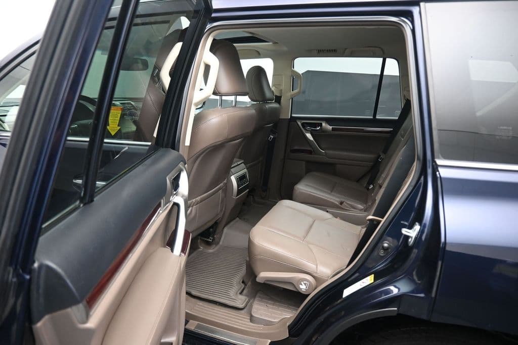 2019 Lexus GX 460, photo 33 of 65
