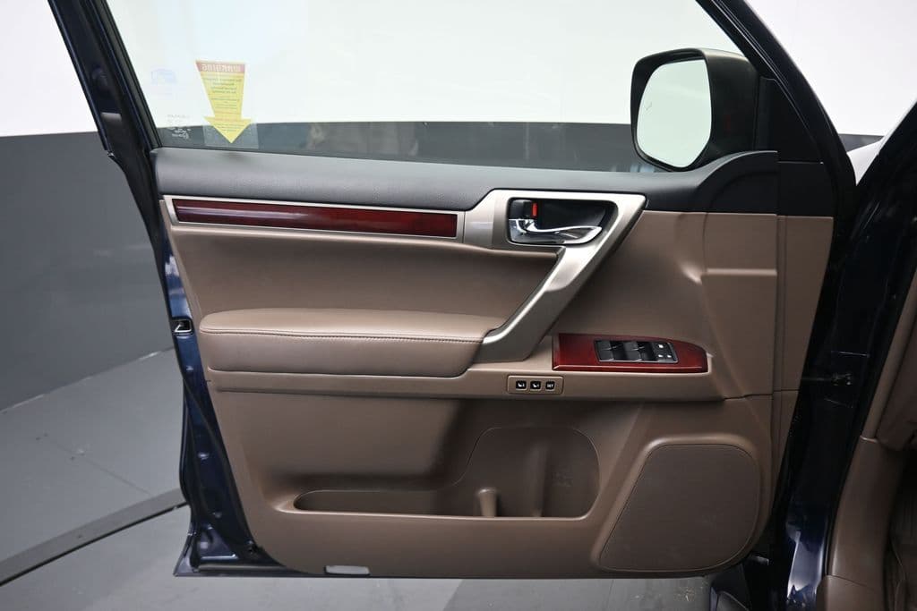 2019 Lexus GX 460, photo 9 of 65