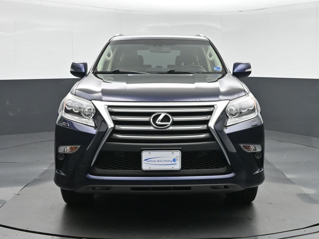 2019 Lexus GX 460, photo 2 of 65