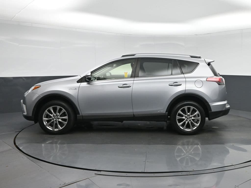 2018 Toyota RAV4 Hybrid Limited, photo 4 of 62