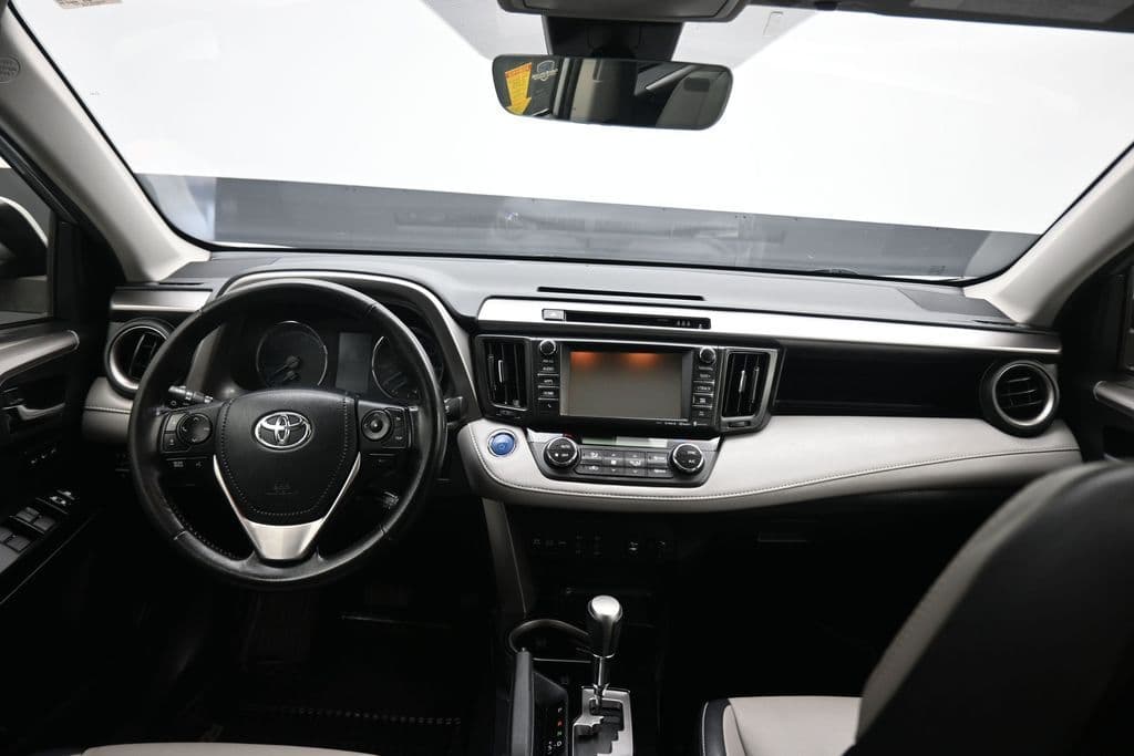 2018 Toyota RAV4 Hybrid Limited, photo 41 of 62