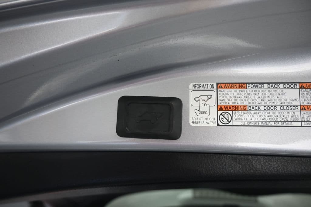 2018 Toyota RAV4 Hybrid Limited, photo 48 of 62