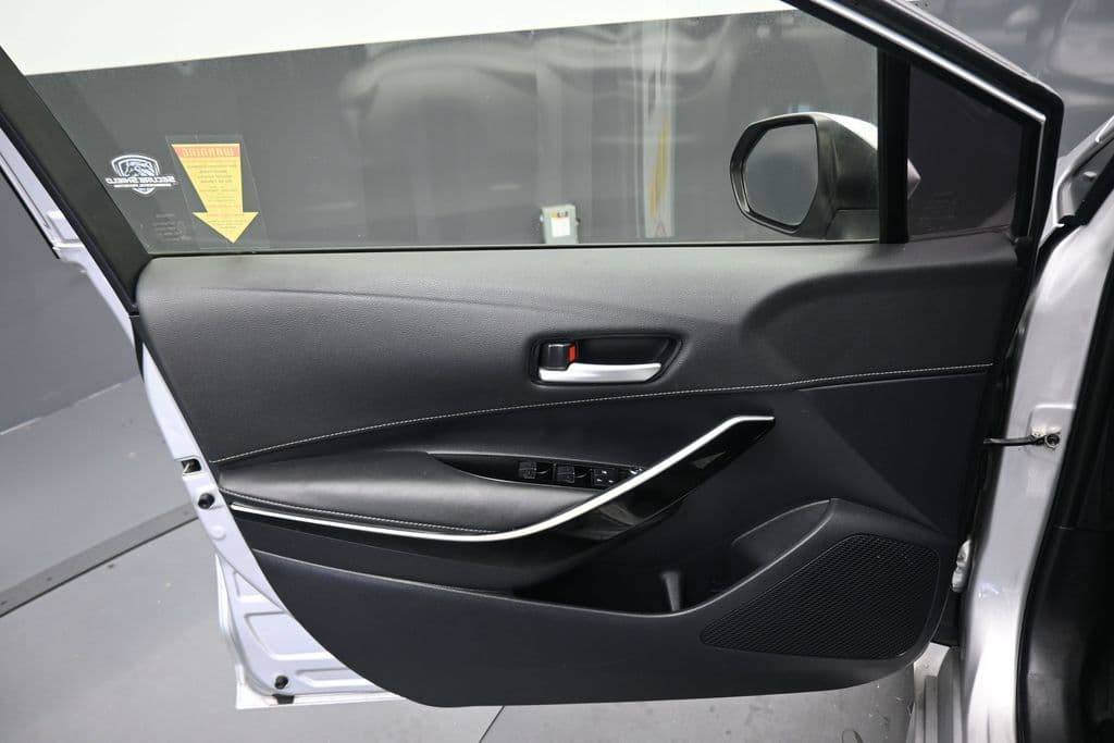 2019 Toyota Corolla Hatchback XSE, photo 9 of 57