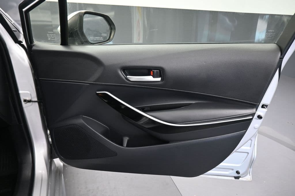 2019 Toyota Corolla Hatchback XSE, photo 39 of 57
