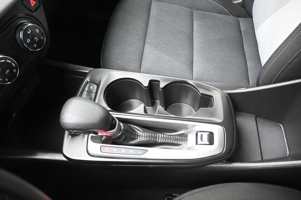 2025 Chevrolet Trax LS, photo 19 of 51
