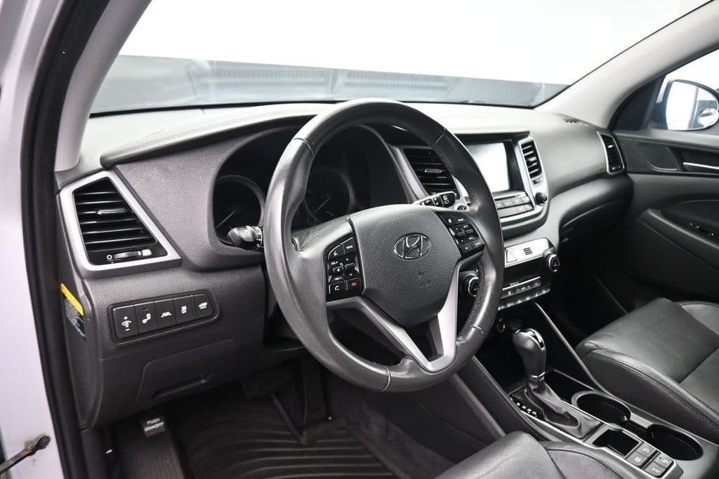 2016 Hyundai Tucson Limited, photo 14 of 62
