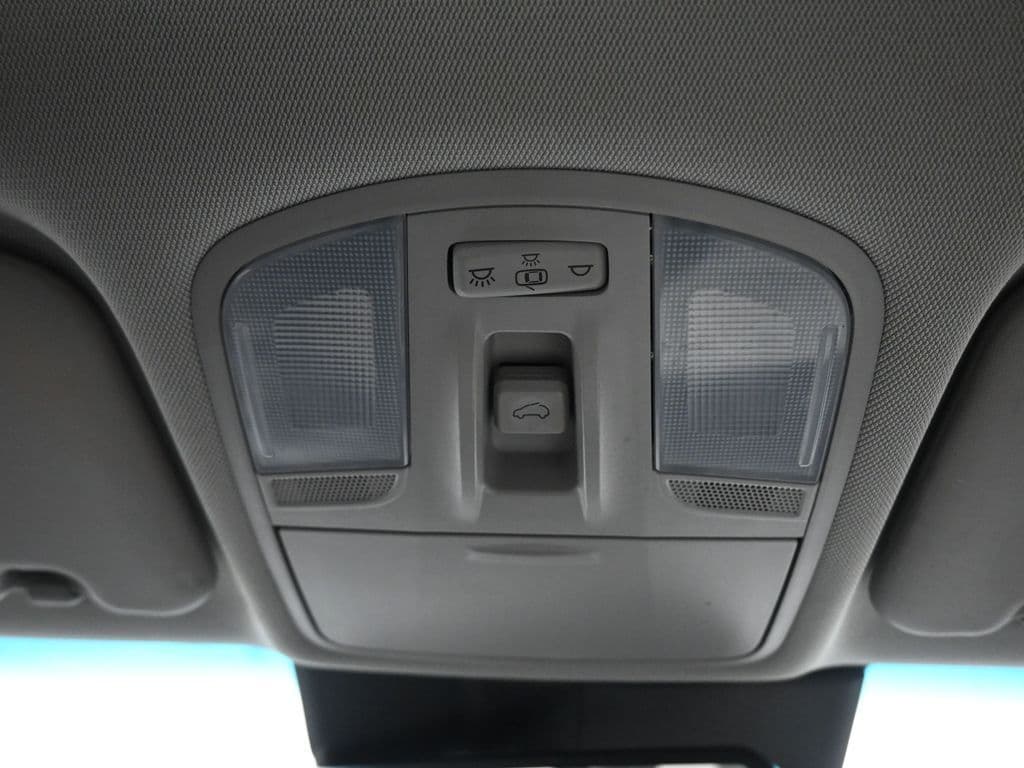 2023 Hyundai Kona Limited, photo 27 of 62