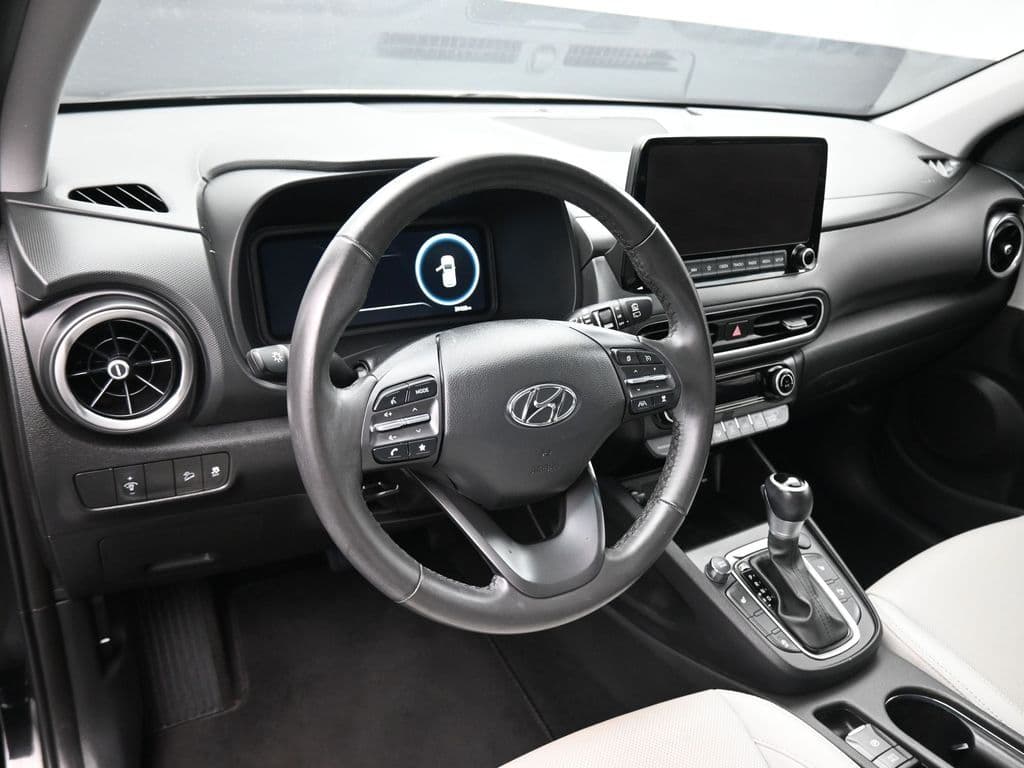 2023 Hyundai Kona Limited, photo 14 of 62