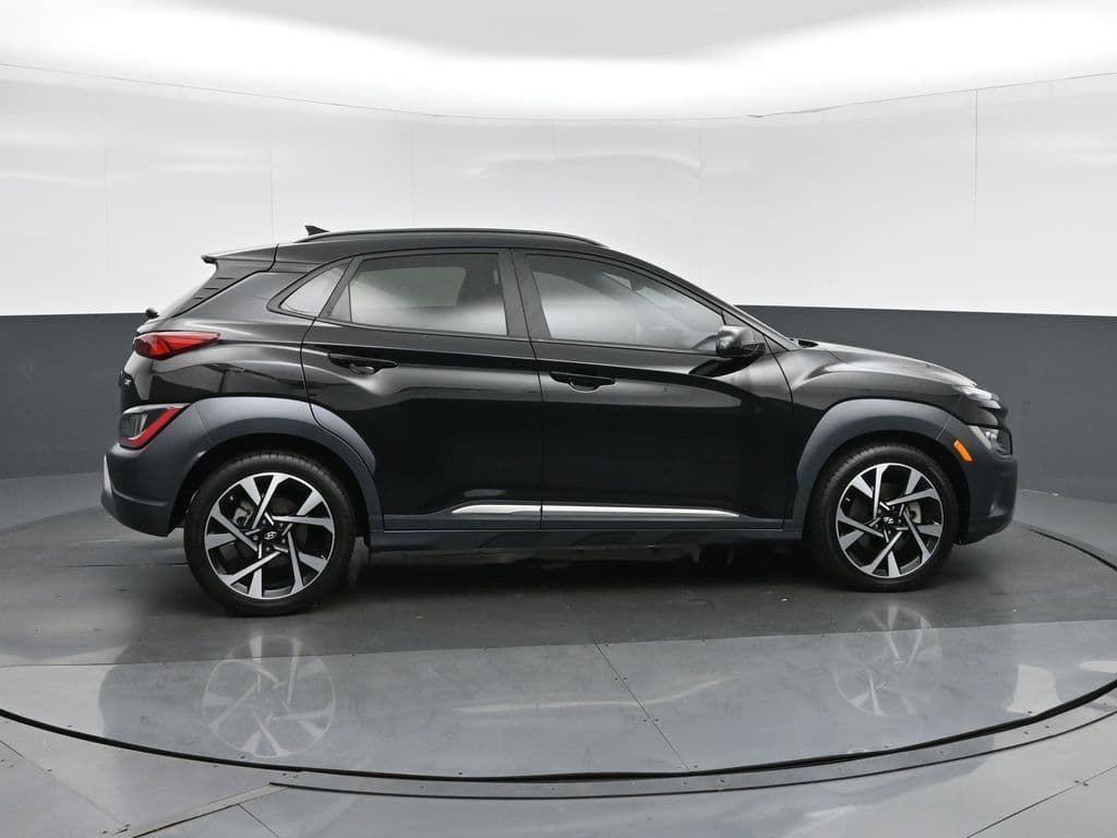 2023 Hyundai Kona Limited, photo 8 of 62