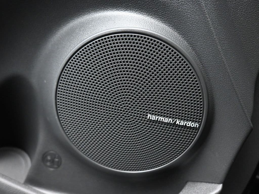 2023 Hyundai Kona Limited, photo 11 of 62