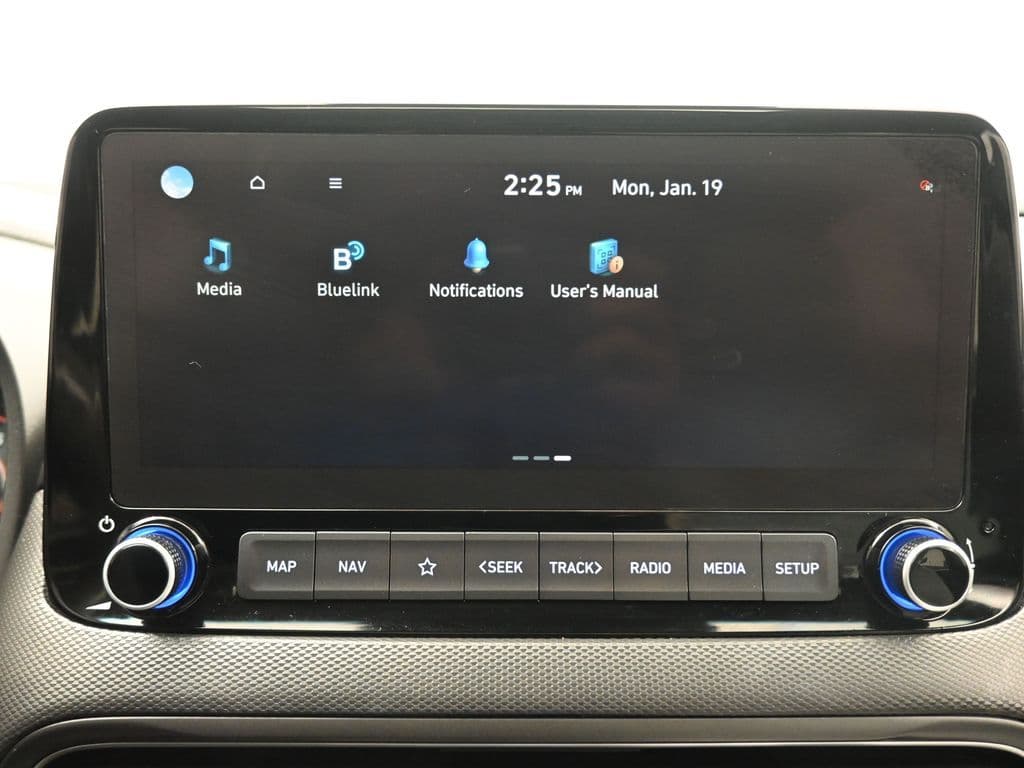 2023 Hyundai Kona Limited, photo 18 of 62