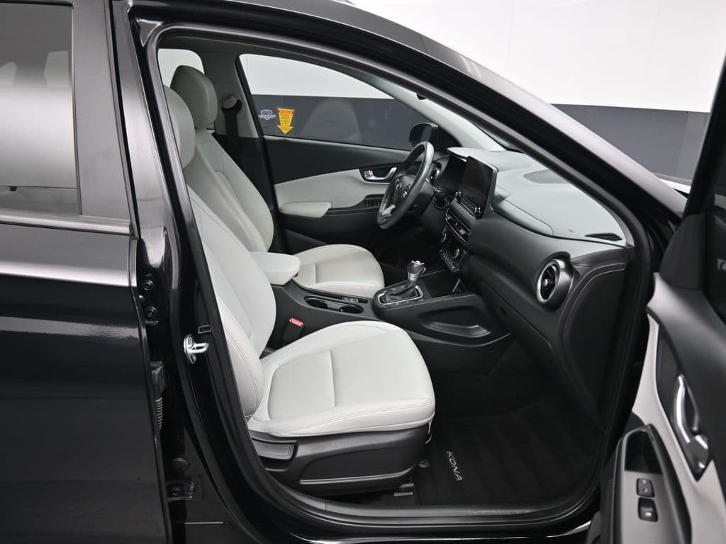 2023 Hyundai Kona Limited, photo 45 of 62