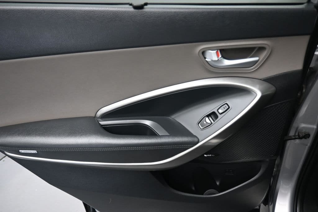2018 Hyundai Santa Fe SE Ultimate, photo 38 of 82