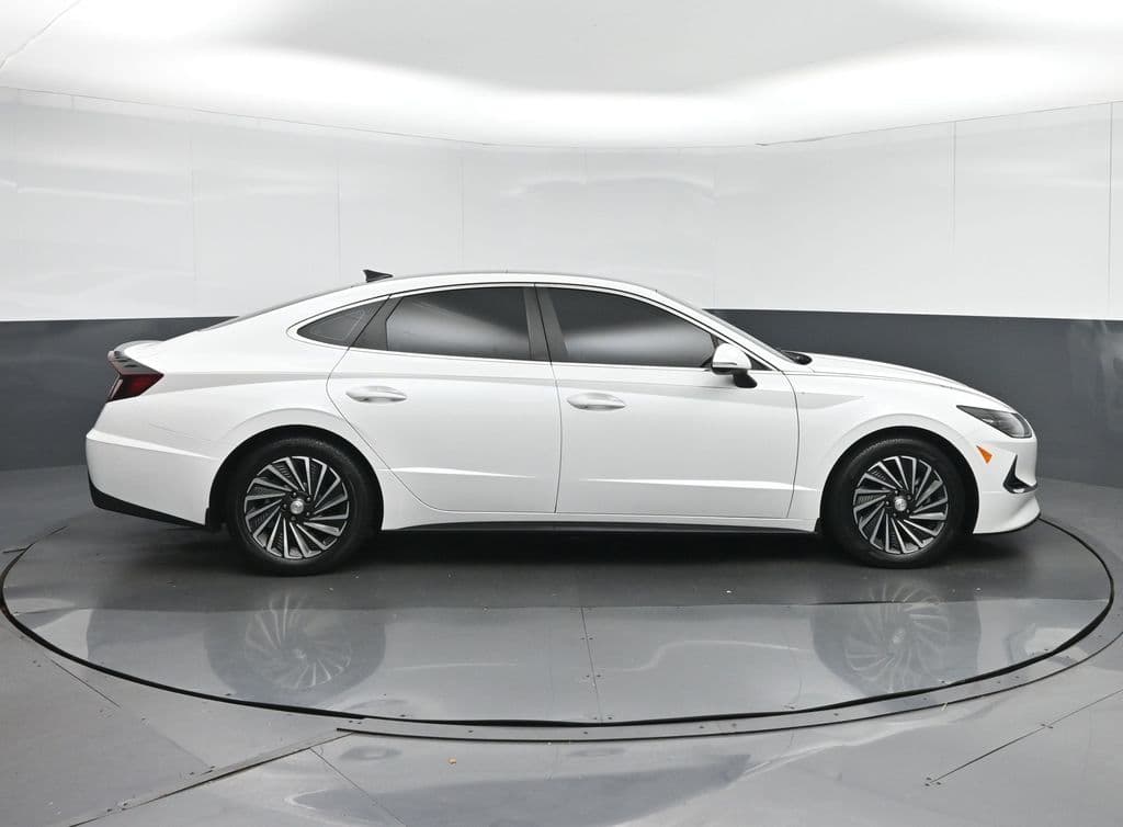 2021 Hyundai Sonata Hybrid Limited, photo 8 of 67