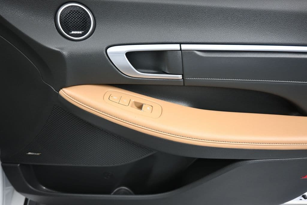 2021 Hyundai Sonata Hybrid Limited, photo 47 of 67