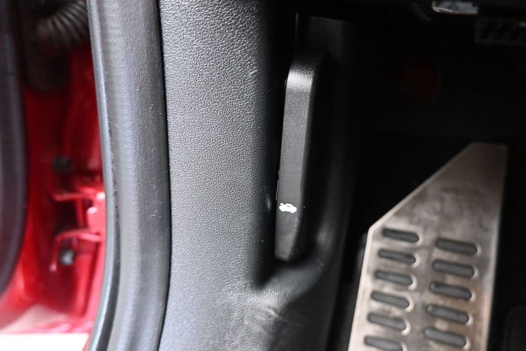2025 Hyundai Elantra SEL Sport, photo 27 of 58