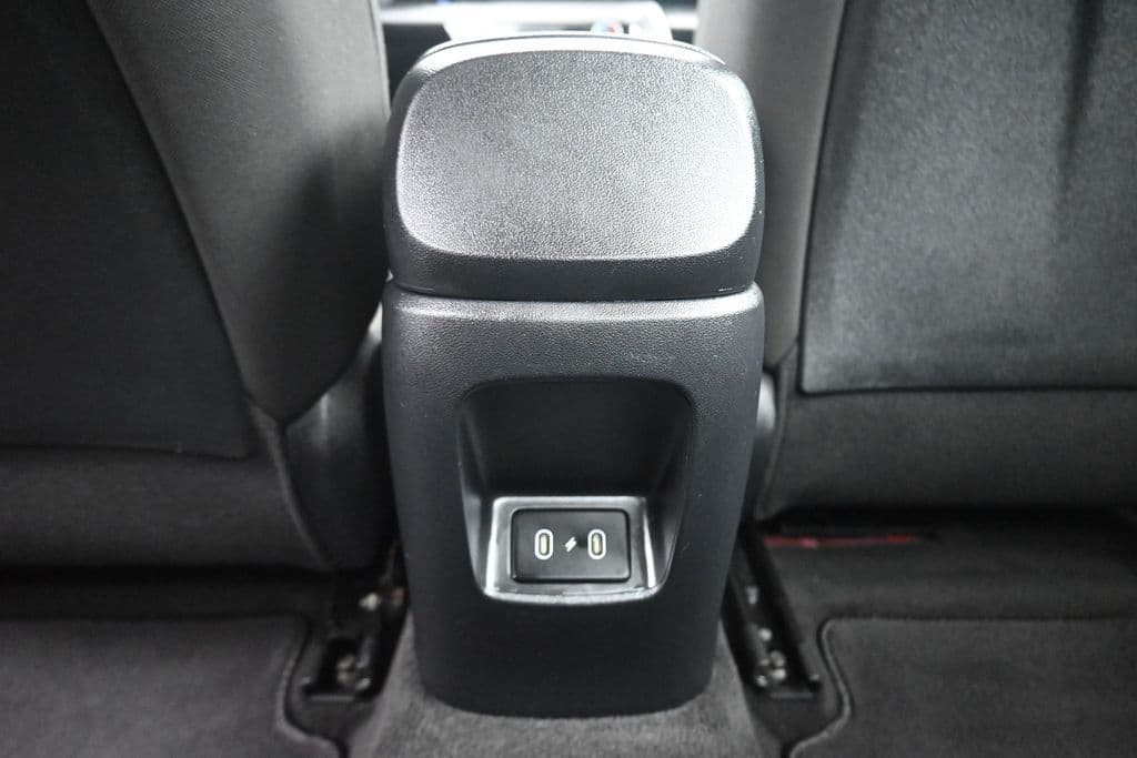 2025 Hyundai Elantra SEL Sport, photo 33 of 58