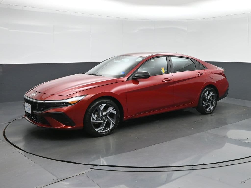 2025 Hyundai Elantra SEL Sport, photo 3 of 58