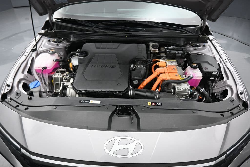 2025 Hyundai Elantra Hybrid SEL Sport, photo 49 of 60