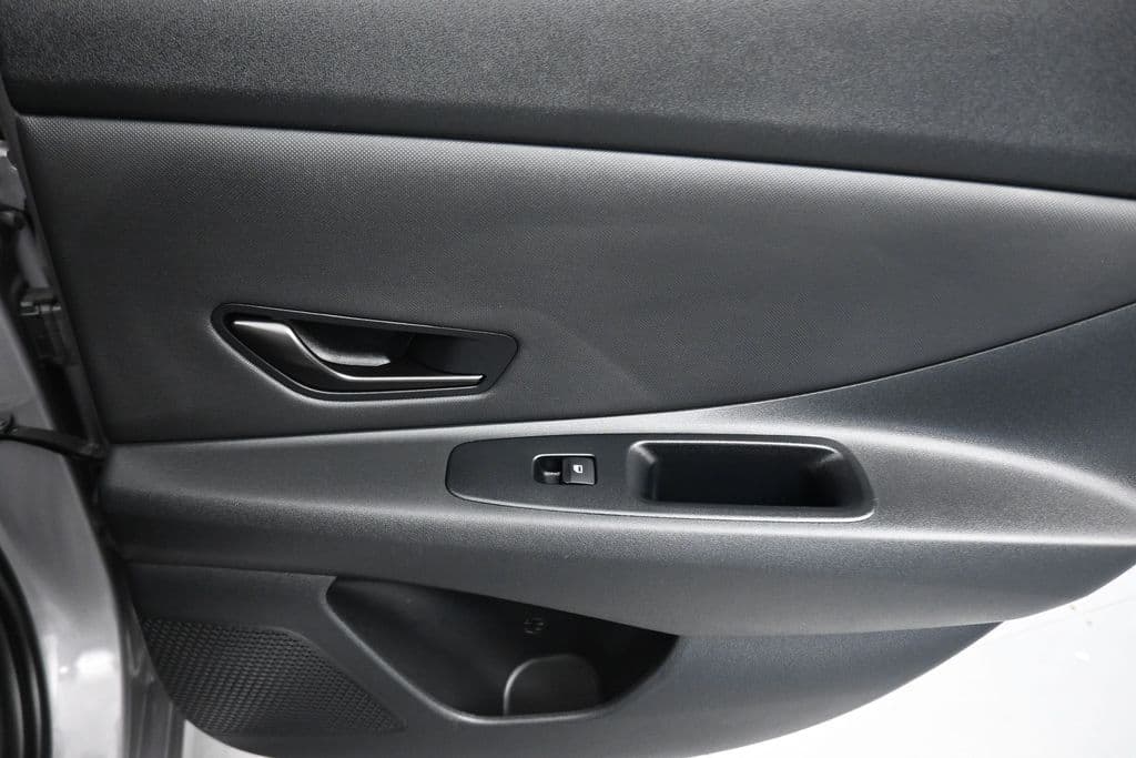 2025 Hyundai Elantra Hybrid SEL Sport, photo 38 of 60