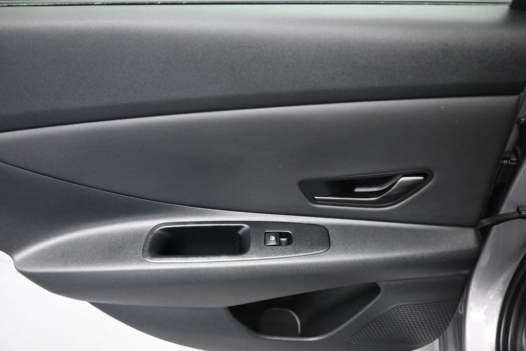 2025 Hyundai Elantra Hybrid SEL Sport, photo 34 of 60