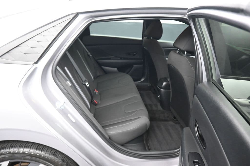 2025 Hyundai Elantra Hybrid SEL Sport, photo 39 of 60
