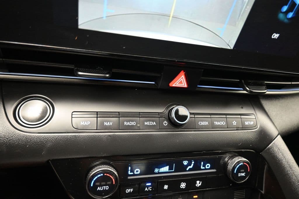 2025 Hyundai Elantra Hybrid SEL Sport, photo 24 of 60