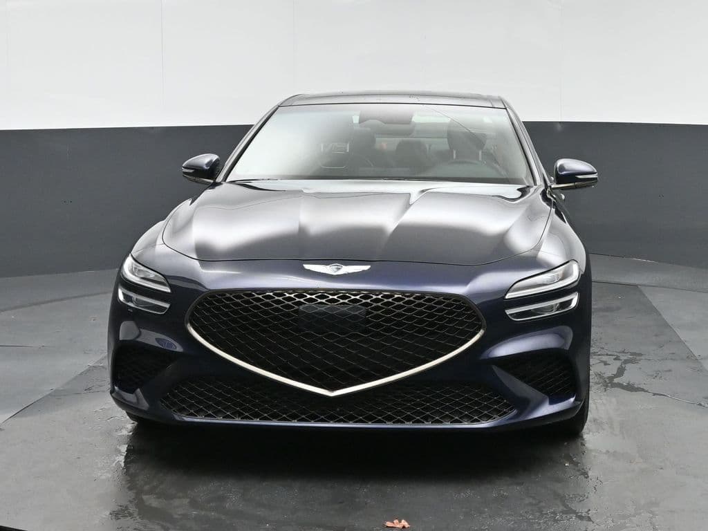 2023 Genesis G70 2.0T, photo 2 of 60