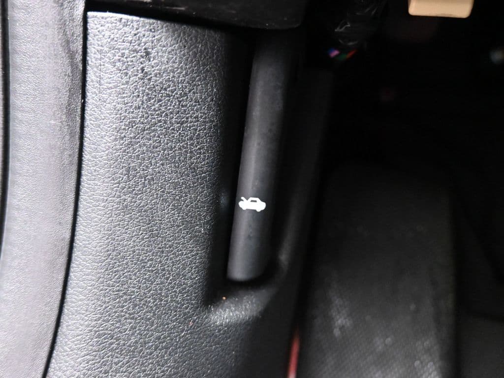 2023 Genesis G70 2.0T, photo 28 of 62