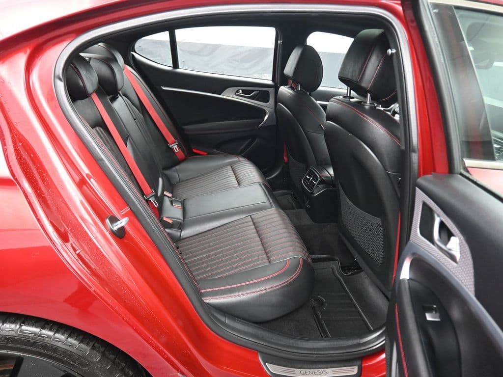 2023 Genesis G70 2.0T, photo 38 of 62