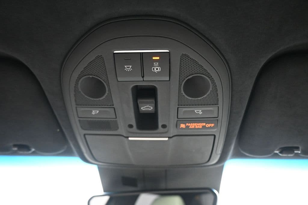 2023 Genesis G70 3.3T, photo 31 of 67