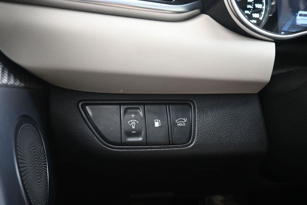 2023 Genesis G70 3.3T, photo 33 of 67