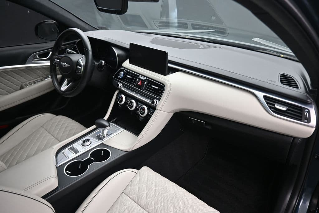 2023 Genesis G70 3.3T, photo 51 of 67