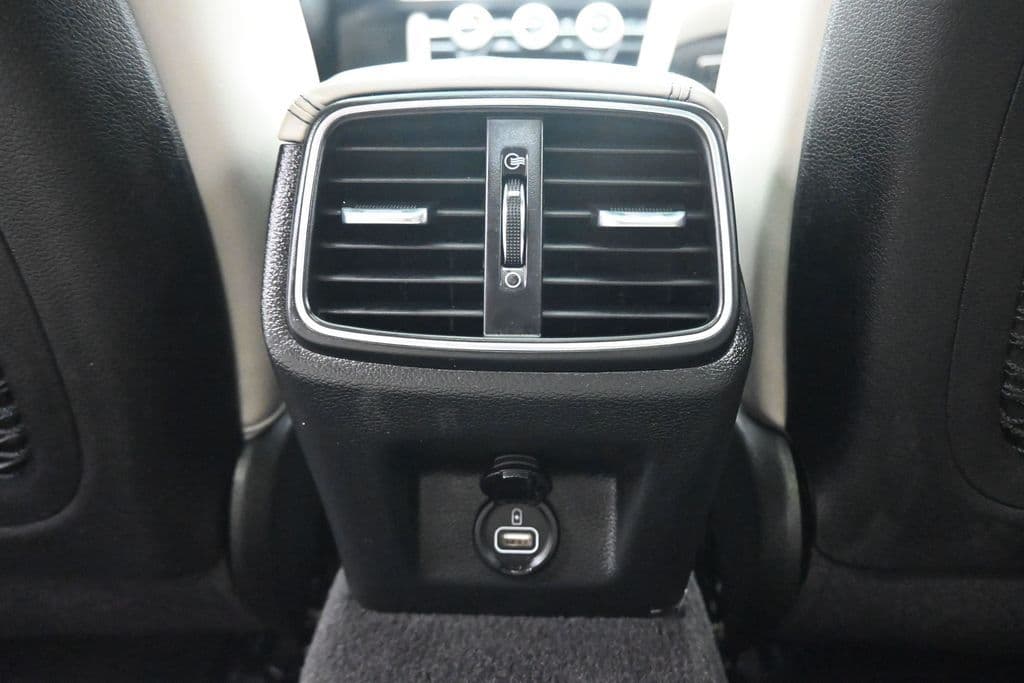 2023 Genesis G70 3.3T, photo 41 of 67