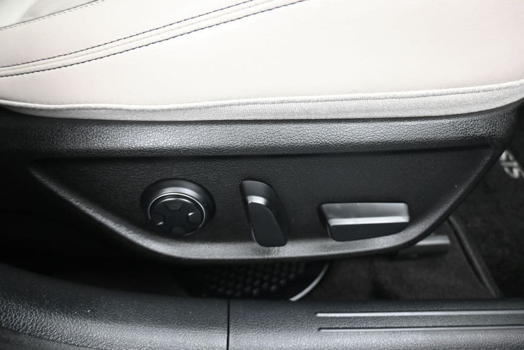 2023 Genesis G70 3.3T, photo 50 of 67