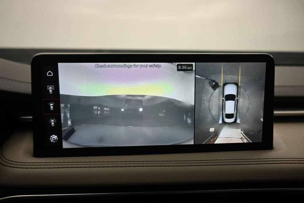 2023 Genesis G70 3.3T, photo 23 of 67