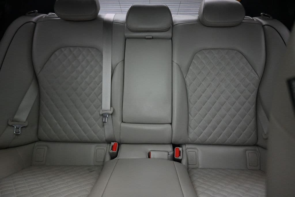 2023 Genesis G70 3.3T, photo 36 of 67