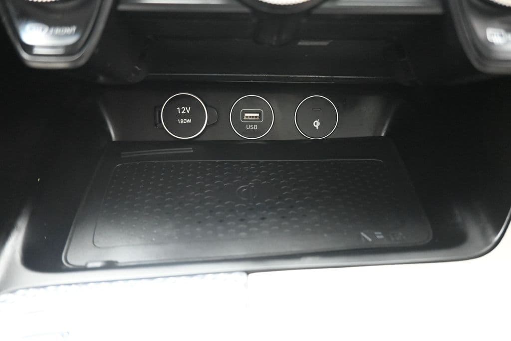 2023 Genesis G70 3.3T, photo 28 of 67