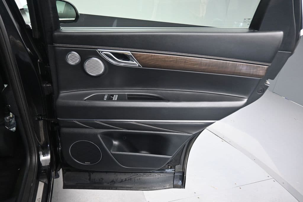 2024 Genesis GV80 3.5T, photo 44 of 73