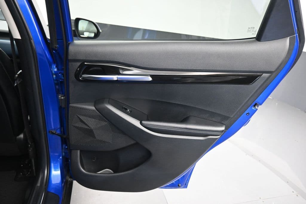 2021 Kia Seltos S, photo 32 of 55