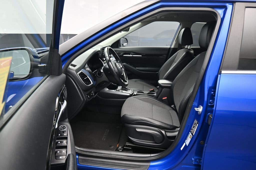 2021 Kia Seltos S, photo 11 of 55