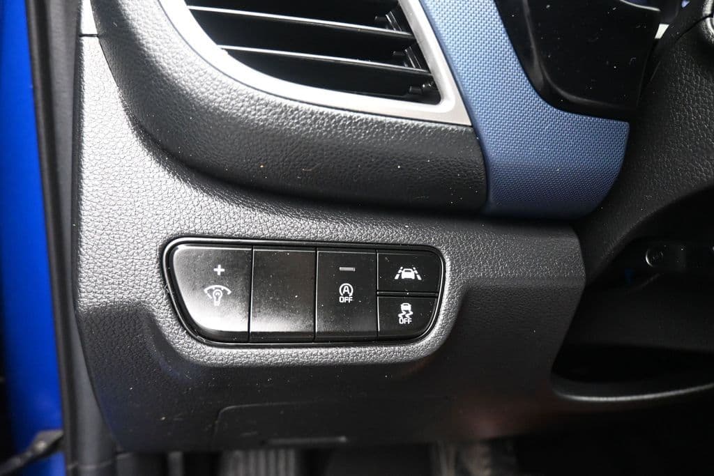 2021 Kia Seltos S, photo 25 of 55